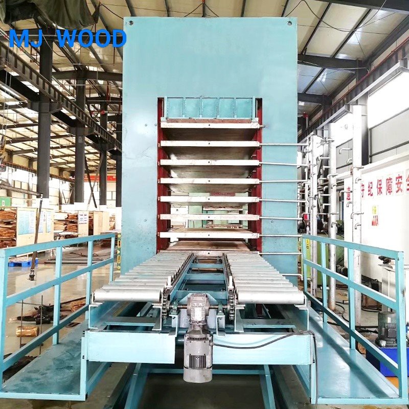 Plywood Pressing Machine